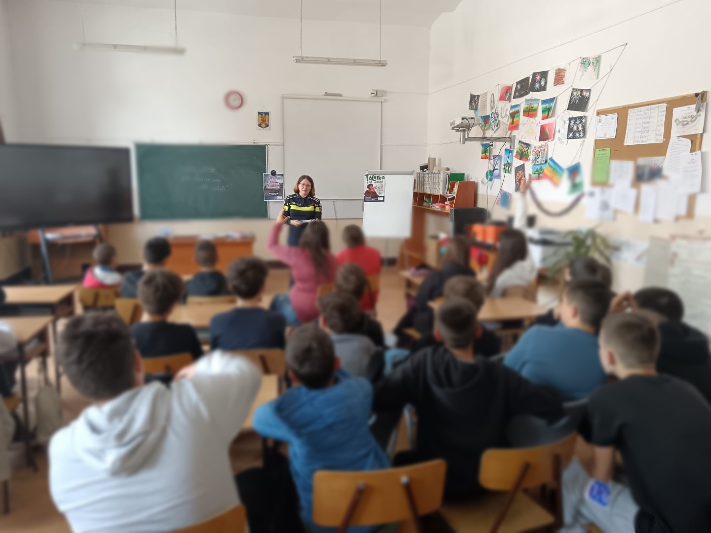 Actiune a poliiei n Lueta i Mereti controale patrule i activitati de prevenire n scoli