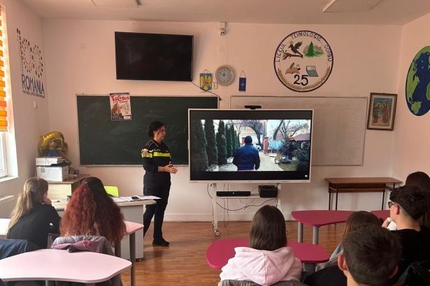Un climat educational sigur in Harghita politistii desfasoara in continuare activitati preventive in scoli