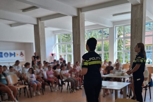 Siguranta preventie si comunicare in taberele ARC de la Balan